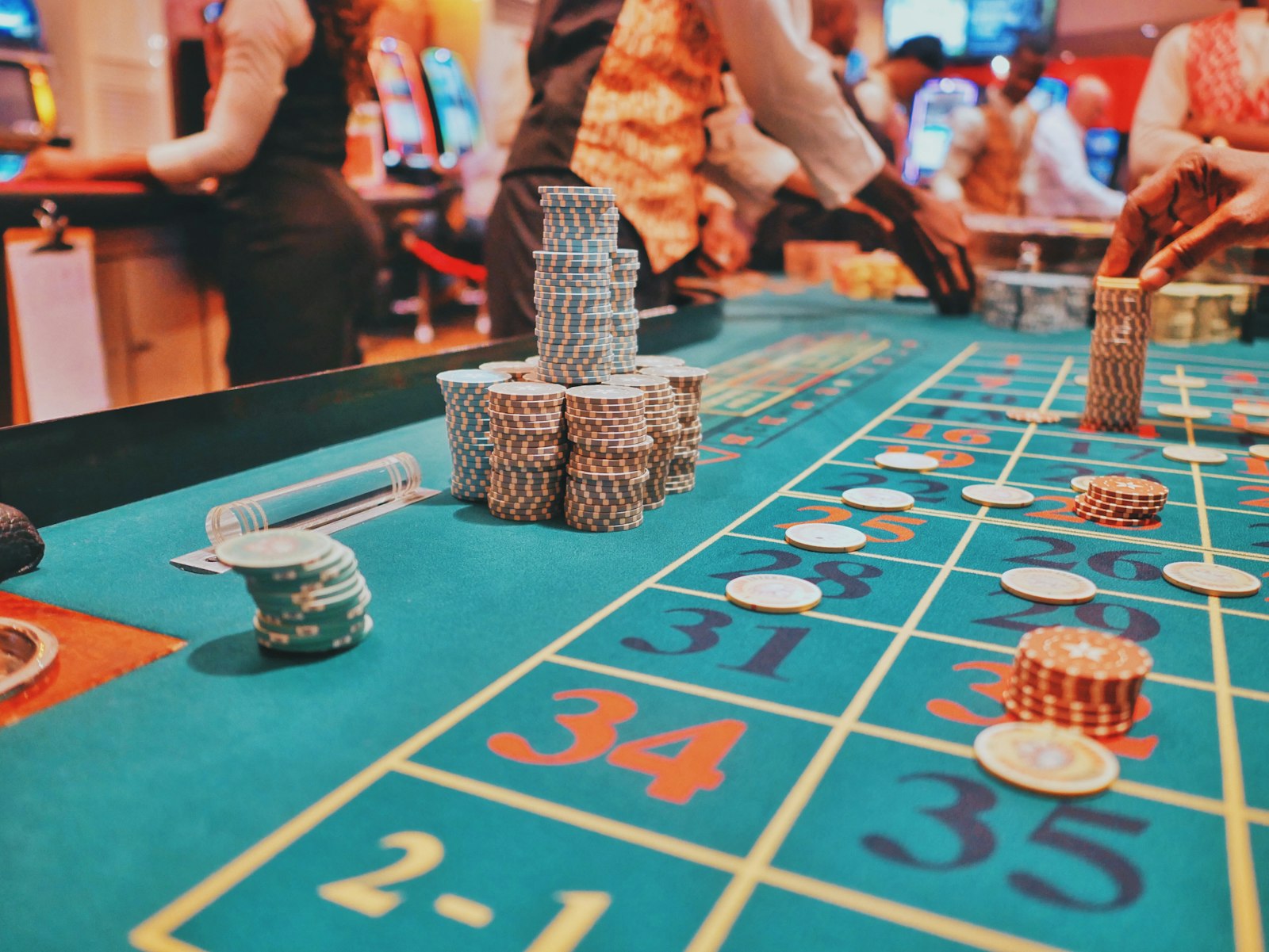 Ruleta en sala de juego